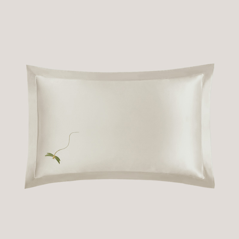 Wholesale Custom Logo or Pattern Embroidered 22 Momme Silk Bed Pillow Cases